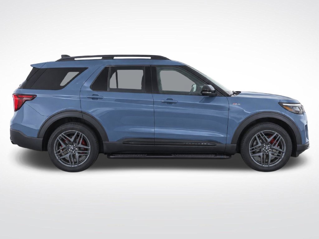 Used 2025 Ford Explorer ST-Line w/ Premium Package RWD image 8