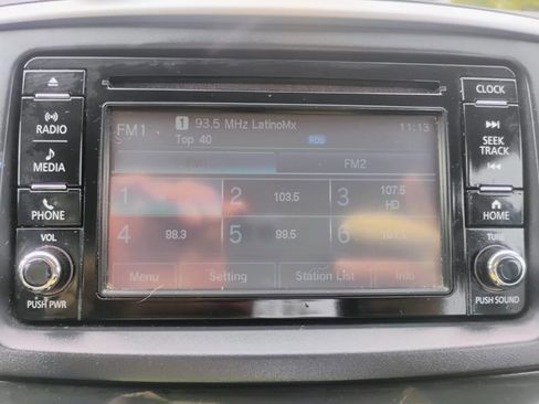 Used 2017 Mitsubishi Lancer ES image 11