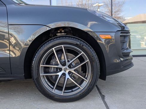 New 2026 Porsche Macan image 11