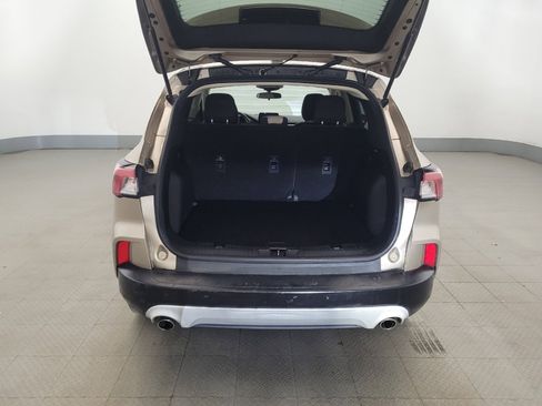 Used 2020 Ford Escape SE FWD image 29