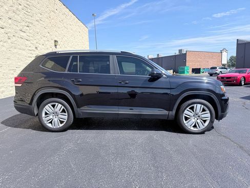 Used 2019 Volkswagen Atlas SE w/ Towing Package AWD/4WD image 6