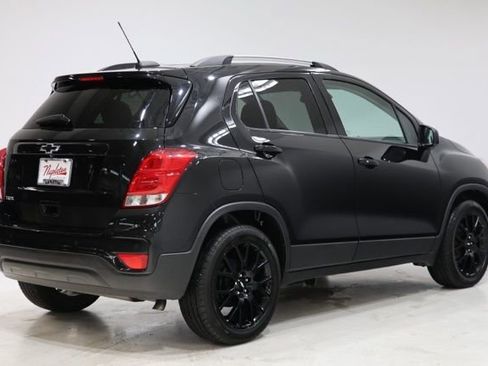 Used 2021 Chevrolet Trax LT w/ Driver Confidence Package FWD image 8