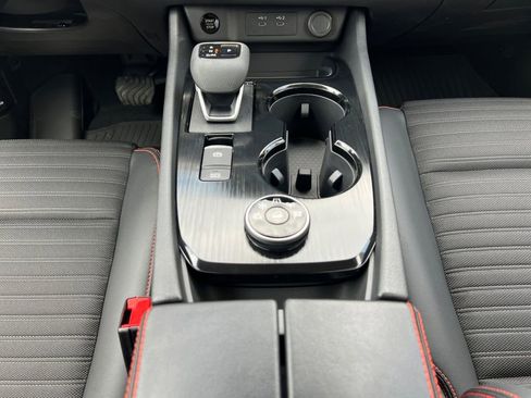 New 2026 Nissan Rogue SV AWD/4WD image 12