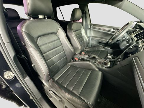 Used 2021 Volkswagen GTI SE image 26