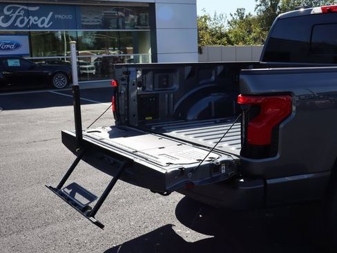 New 2025 Ford F150 Lightning Platinum image 22