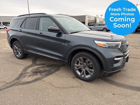 Used 2023 Ford Explorer XLT w/ Equipment Group 202A image 1