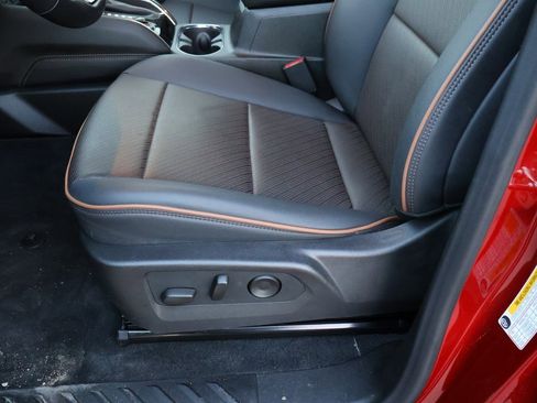 Used 2024 GMC Canyon AT4 w/ AT4 Premium Package image 36