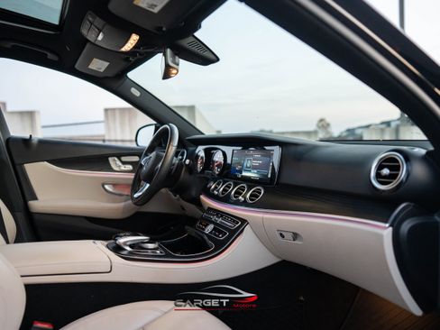 Used 2018 Mercedes-Benz E 300 image 15