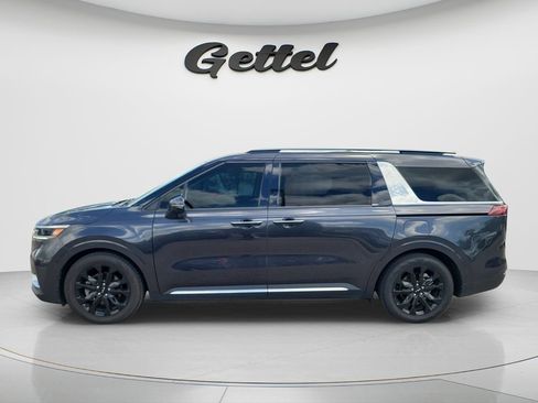 Used 2023 Kia Carnival SX FWD image 8
