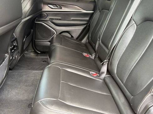 Used 2024 Jeep Grand Cherokee Limited 4xe AWD/4WD image 27