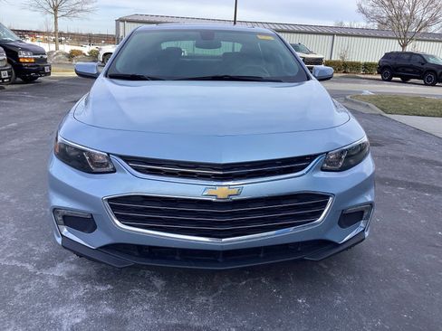Used 2018 Chevrolet Malibu LT image 3