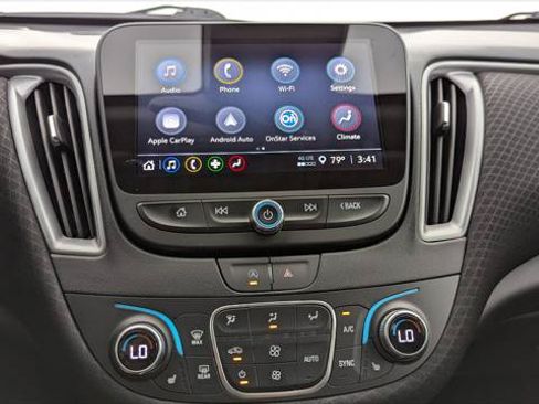 Used 2025 Chevrolet Malibu LT FWD image 28