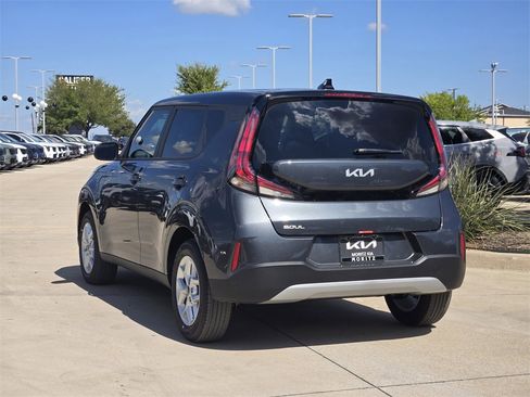 New 2025 Kia Soul S image 3
