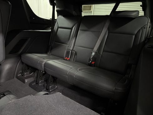 Used 2021 GMC Yukon Denali w/ Denali Premium Package image 33