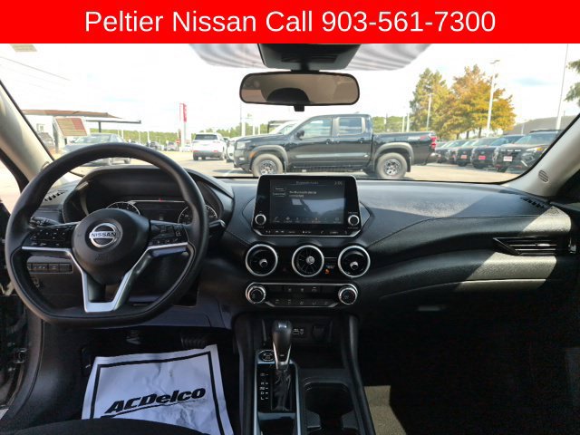 Used 2024 Nissan Sentra SV FWD image 12