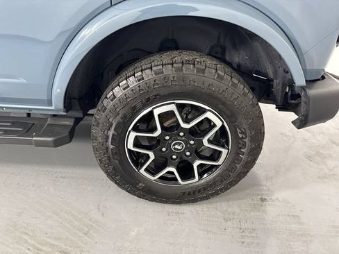 Used 2022 Ford Bronco Outer Banks AWD/4WD image 5