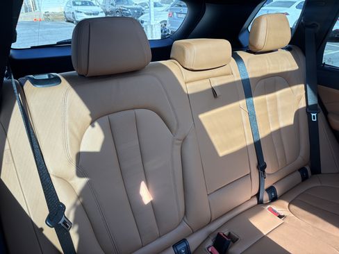 Used 2022 BMW X5 xDrive45e w/ Executive Package image 26
