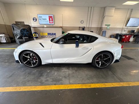 Used 2020 Toyota Supra Premium w/ Driver Assist Package RWD image 4