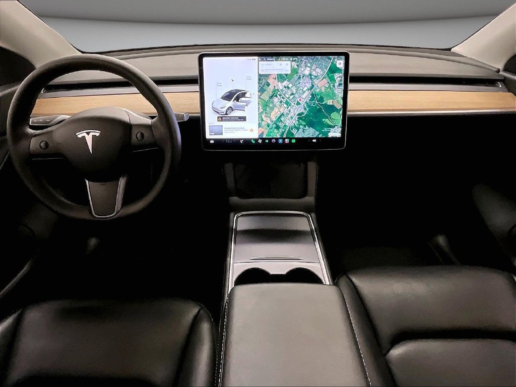 Used 2021 Tesla Model Y Long Range AWD/4WD image 7