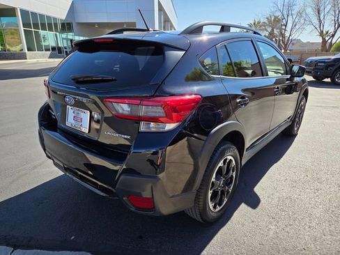 Used 2023 Subaru Crosstrek 2.0i image 4