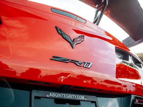 Used 2019 Chevrolet Corvette ZR1 RWD image 15