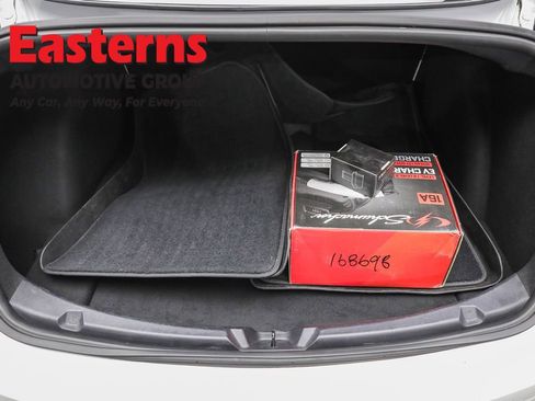 Used 2020 Tesla Model 3 Standard Range Plus image 9