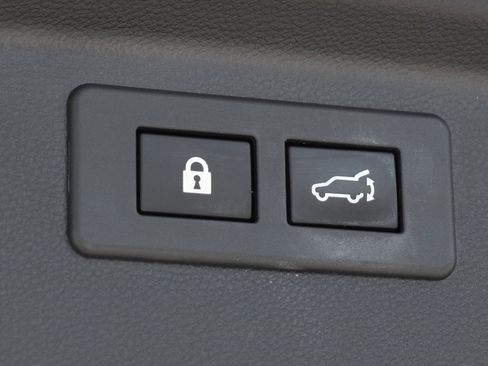 Used 2022 Subaru Forester Sport w/ Popular Package #3 image 9