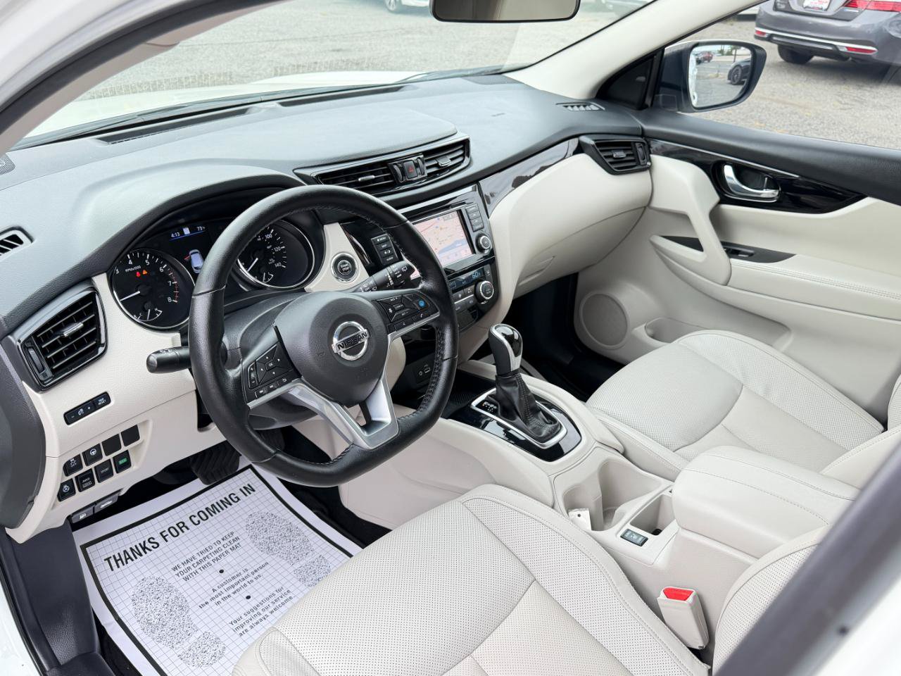 Used 2022 Nissan Rogue Sport SL AWD/4WD image 11