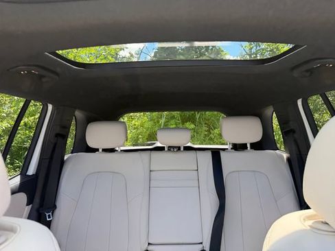 Used 2026 Mercedes-Benz GLB 250 4MATIC image 6