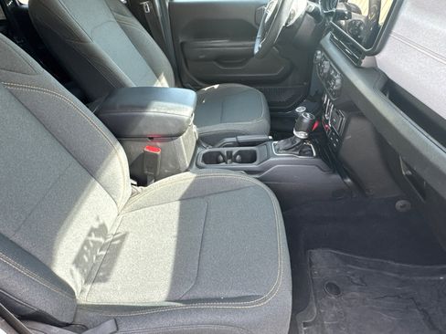 Used 2025 Jeep Wrangler Unlimited Sport S 4xe AWD/4WD image 15