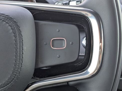 New 2025 Lincoln Nautilus Premier w/ Jet Appearance Package image 25