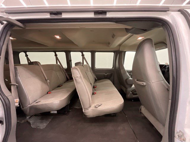 Used 2024 Chevrolet Express 3500 LT w/ LT Preferred Equipment Group RWD image 25