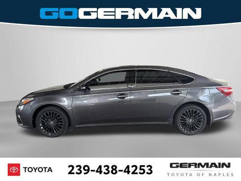 Used 2018 Toyota Avalon Touring FWD image 2