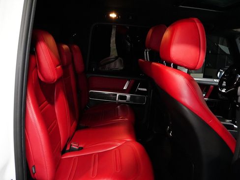 Used 2021 Mercedes-Benz G 550 image 24