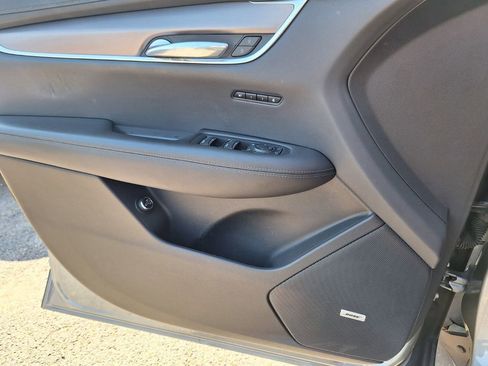 Used 2024 Cadillac XT6 Luxury image 20