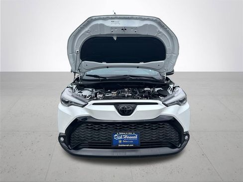 Used 2025 Toyota Corolla Cross AWD Hybrid w/ Convenience Package image 5