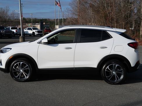 Certified 2022 Buick Encore GX Select image 8