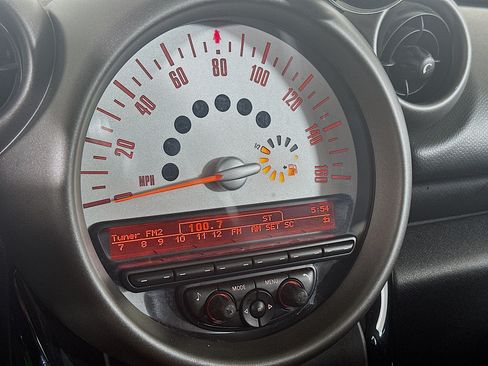 Used 2011 MINI Cooper Countryman FWD image 19