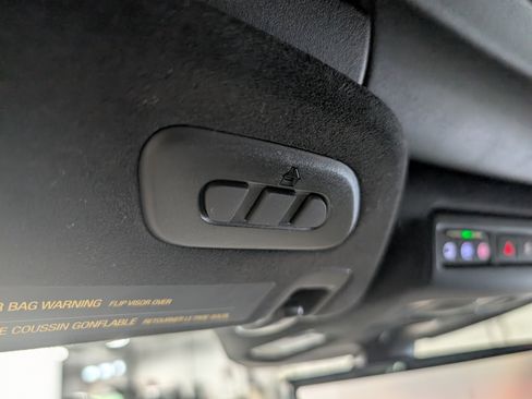 Used 2023 Chevrolet Corvette Stingray Premium Cpe w/ 3LT image 24