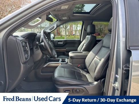 Used 2021 Chevrolet Silverado 1500 LT Trail Boss w/ Convenience Package II image 11