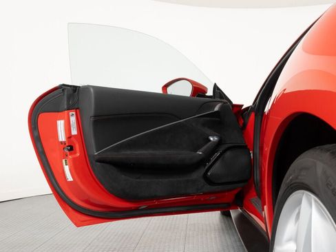 Certified 2021 Ferrari Roma image 30