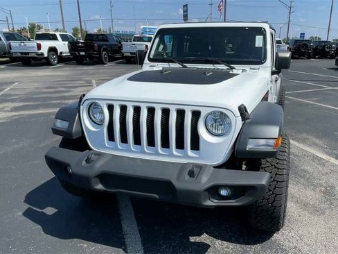 Used 2019 Jeep Wrangler Unlimited Sport S image 5