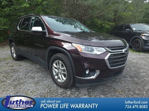 Used 2020 Chevrolet Traverse LT FWD image 1