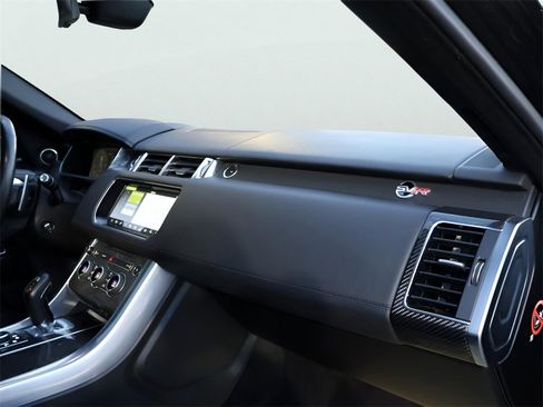 Used 2017 Land Rover Range Rover Sport SVR image 10