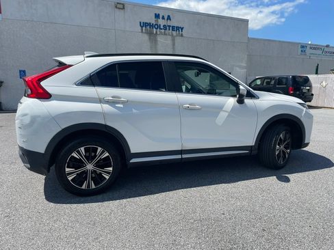 Used 2018 Mitsubishi Eclipse Cross SEL AWD/4WD image 12