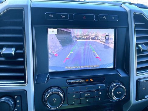 Used 2020 Ford F150 Lariat image 29