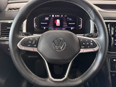 Used 2022 Volkswagen Atlas Cross Sport SEL image 12