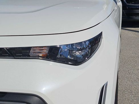 Certified 2024 Kia Soul LX w/ Option Group 015 image 11