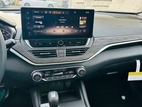 New 2025 Nissan Altima 2.5 SV w/ SV Premium Package image 23