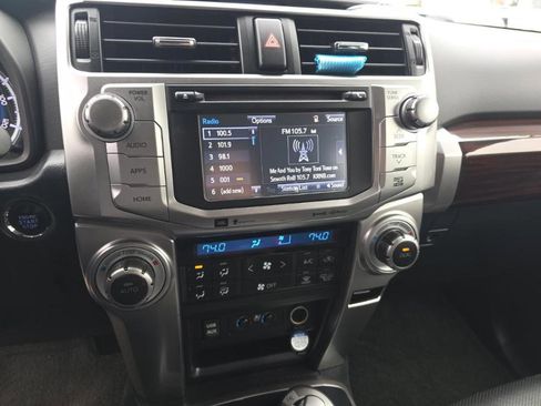 Used 2016 Toyota 4Runner Limited AWD/4WD image 12